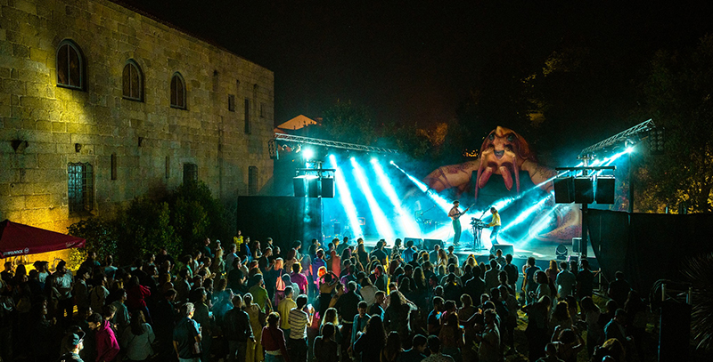 Alteração no L’Agosto com substituição dos Club Makumba no cartaz