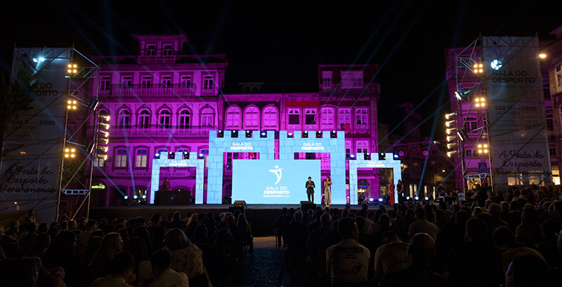 Gala do Desporto volta a atribuir bolsas e distinções na praça maior de Guimarães
