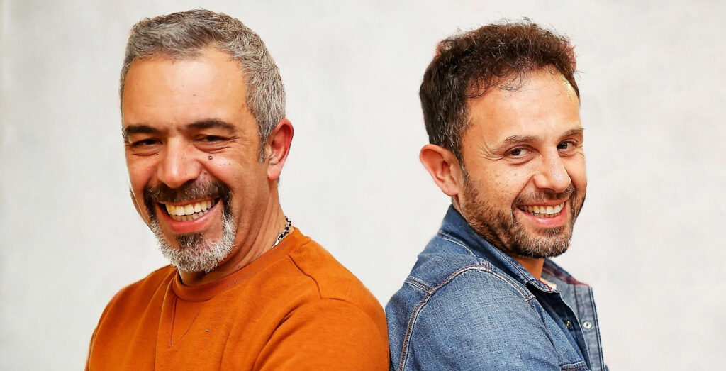 25 anos de estrada e um público fiel à dupla Quim Roscas e Zeca Estacionâncio